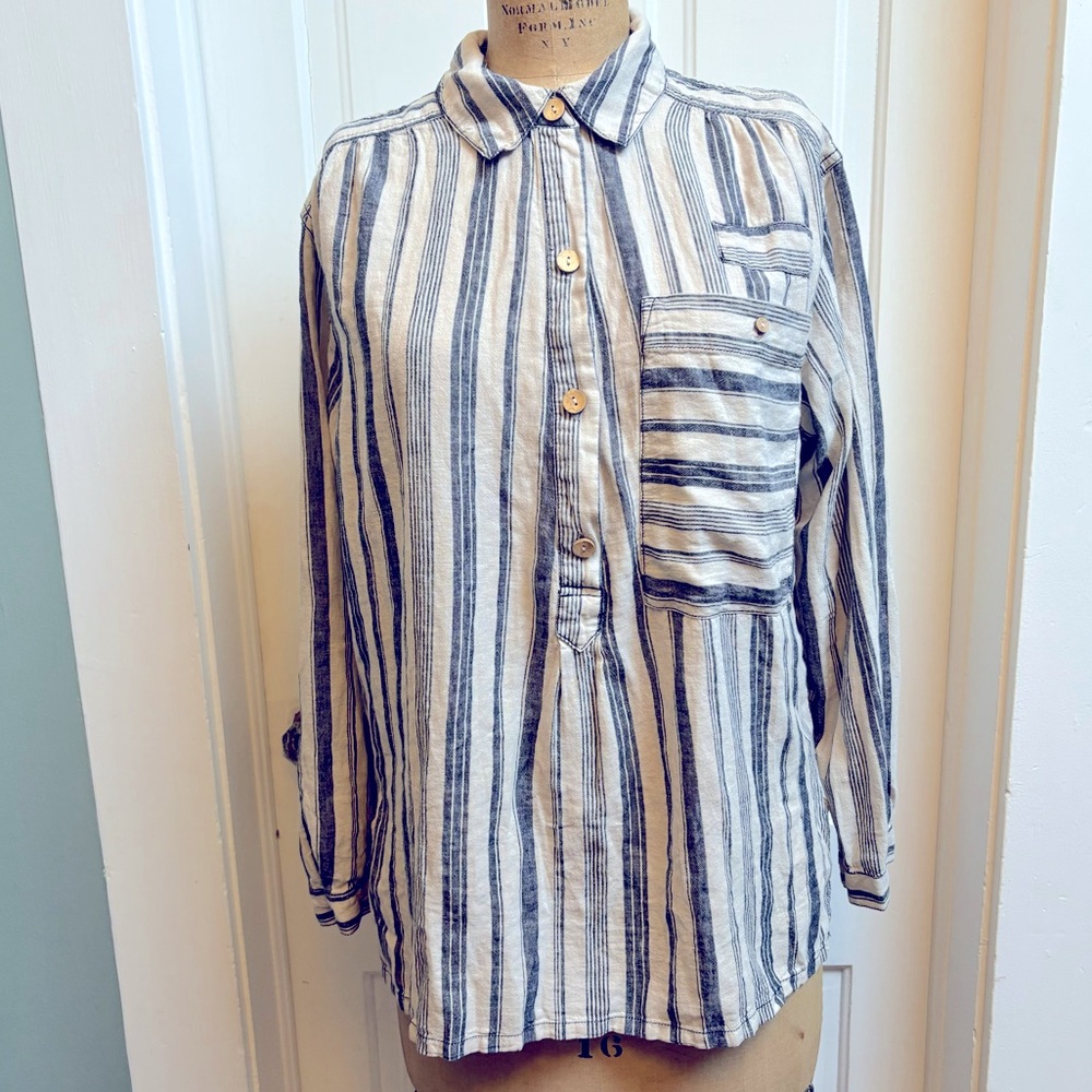 FREE PEOPLE - We The Free Blue And Cream Striped Linen-Blend Blouse Size Medium - Picture 6 of 12